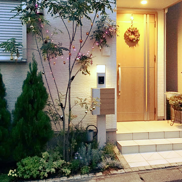 玄関 入り口 花壇diy 建売住宅だけど可愛くしたい 建売 Diy などのインテリア実例 18 08 01 14 27 27 Roomclip ルームクリップ 玄関 入り口 花壇diy 建売住宅だけど可愛くしたい 建売 Diy などのインテリア実例 18 08 01 14 27 27 Roomclip ルームクリップ