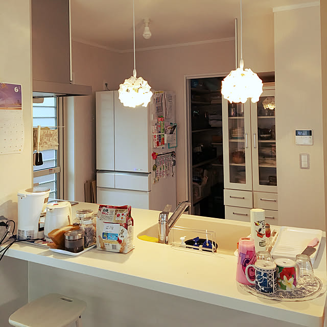 お花のペンダントライト ブルームペンダント ハワイアン プルメリア 天井 北欧 ダイニング用 食卓用 かわいい シーリングライト ハワイアン雑貨 ペンダントライト 花柄 新居 照明器具 照明 おしゃれ 電気 インテリア 間接照明 リビング のレビュー クチコミとして参考