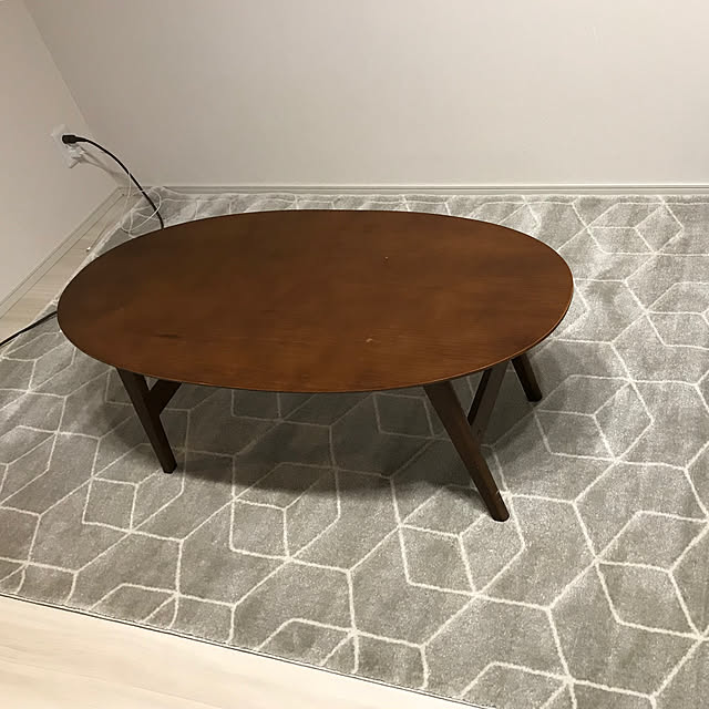 ラグ ラグマット おしゃれ 140 0 S 北欧風 ベルギー デザイン 幾何学 ホットカーペット対応 ソファのレビュー クチコミとして参考になる投稿3枚 Roomclip ルームクリップ