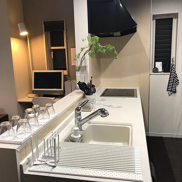 写真付きレビュー】山崎実業 まな板スタンド プレート ホワイト 2496の通販商品口コミ情報 | RoomClipショッピング 写真付きレビュー】山崎実業 まな板スタンド プレート ホワイト 2496の通販商品口コミ情報 | RoomClipショッピング