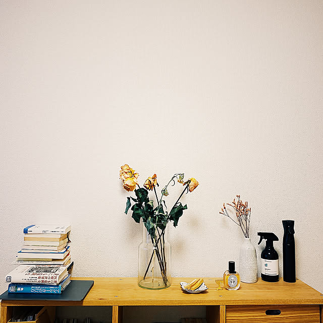 波佐見焼 Doily Vase M 花瓶 フラワーベース ドイリー 一輪挿し インテリア はさみ焼 陶器 エッセンス ギフト 贈り物 通販 有田焼としても流通 Essence Hasami おしゃれのレビュー クチコミとして参考になる投稿4枚 Roomclip ルームクリップ 波佐見焼 Doily Vase M 花瓶 フラワーベース ドイリー 一輪挿し インテリア はさみ焼 陶器 エッセンス ギフト 贈り物 通販 有田焼としても流通 Essence Hasami おしゃれのレビュー クチコミとして参考になる投稿4枚 Roomclip ルームクリップ