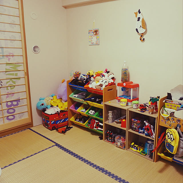 座れる 収納ボックス ストレージボックススツール おもちゃ箱 Lサイズ こども部屋にぴったりな可愛い可愛いボックスチェア ボックスとして収納することも座ることも出来ます 送料無料 折畳box大srd のレビュー クチコミとして参考になる投稿3枚 Roomclip