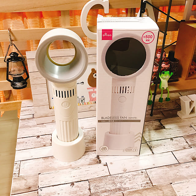 3COINS (スリーコインズ)×ホワイトボード的カレンダーのまとめページ RoomClip (ルームクリップ)