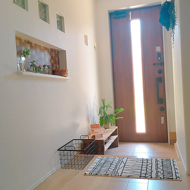 玄関マット 室内 屋内 北欧 モダン おしゃれ ホワイト 白 滑り止め付き 50x80のレビュー クチコミとして参考になる投稿9枚 Roomclip ルームクリップ 玄関マット 室内 屋内 北欧 モダン おしゃれ ホワイト 白 滑り止め付き 50x80のレビュー クチコミとして参考になる投稿9枚 Roomclip ルームクリップ