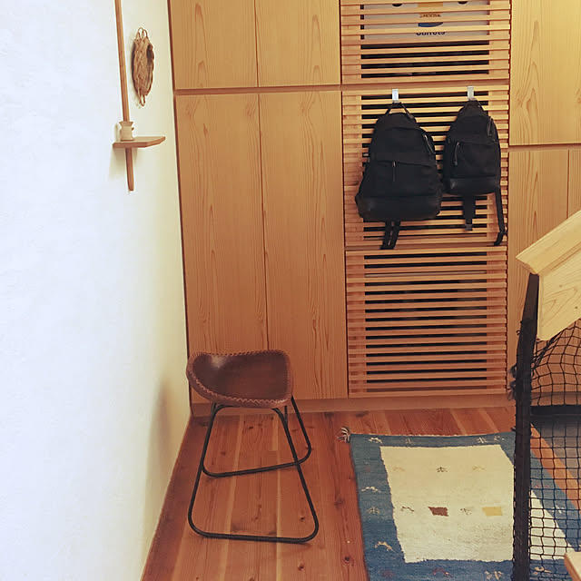 アイアン/鞄置き場/下駄箱/一時置き場/ギャッベ 玄関マット/椅子&hellip;などのインテリア実例 20190601 065410