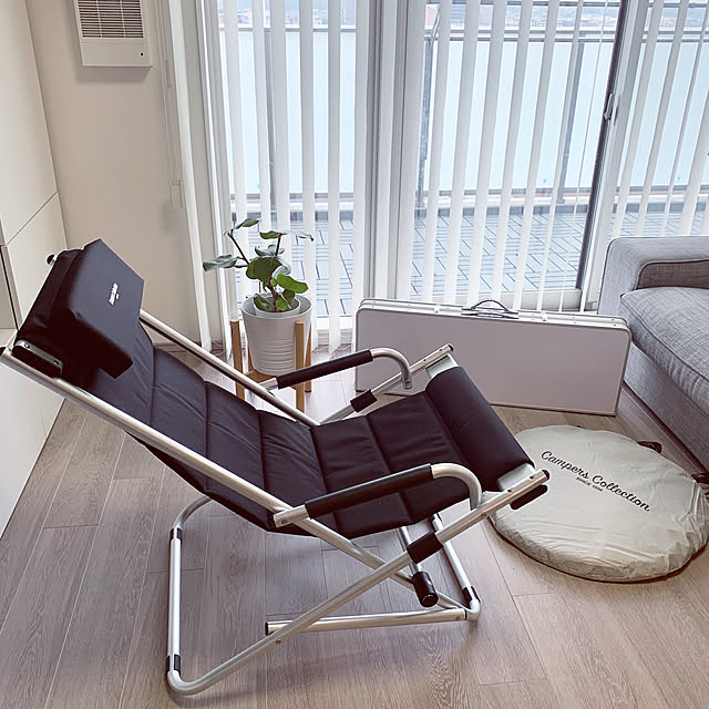 ロッキーチェア レジャーチェア キャンプ アウトドア バーベキュー 折りたたみ椅子 折りたたみチェア キャンプ用品 山善 Yamazen キャンパーズコレクション 送料無料 のレビュー クチコミとして参考になる投稿4枚 Roomclip ルームクリップ