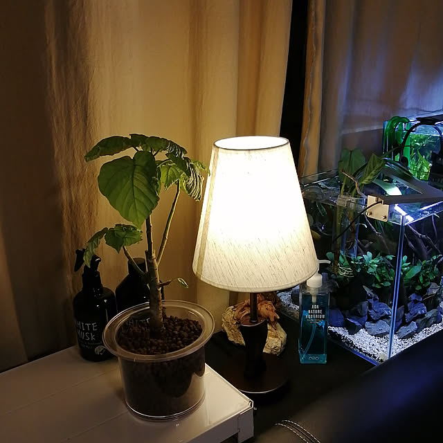 Ledスタンドライト Led電球付き フロアライト フロアスタンドライト おしゃれ布 小さめ コンパクト 間接照明 北欧 角 和風 ラウンド スクエア ホテルのレビュー クチコミとして参考になる投稿1枚 Roomclip Item