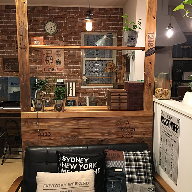 若井ホールディングス Wakai ツーバイフォー材 2 4材専用壁面突っ張りシステム ディアウォール ブラック 黒 上下パッドセット Dws90bkのレビュー 口コミとして参考になる投稿167枚 Roomclip ルームクリップ