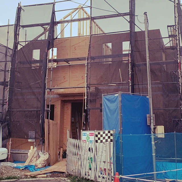 上棟 片流れ屋根 屋根がついた 吹抜けリビング 大工さんありがとう などのインテリア実例 21 09 15 17 55 11 Roomclip ルームクリップ