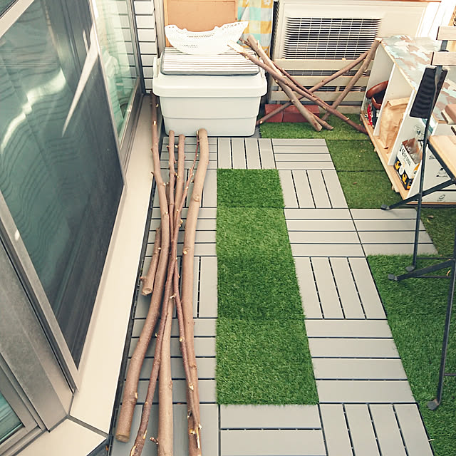 ｉｋｅａ イケア Runnen フロアデッキ 屋外用９個セット 人工芝のレビュー クチコミとして参考になる投稿8枚 Roomclip ルームクリップ