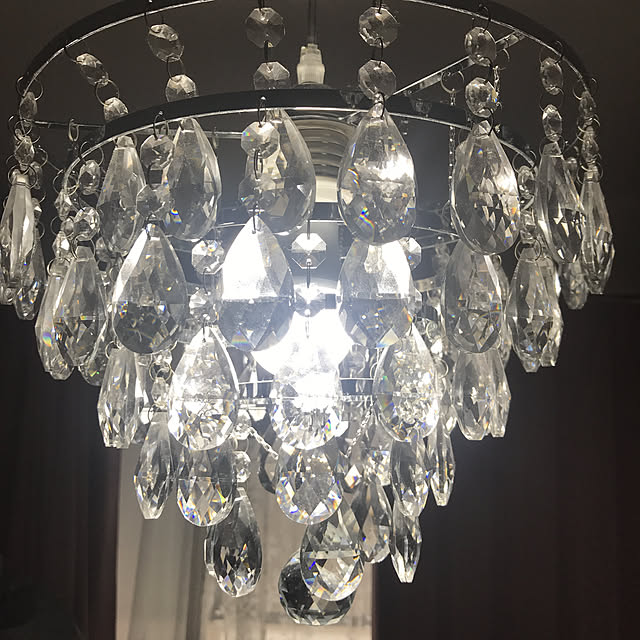 日昇 照明 Led対応 クリスタル 1灯 ペンダントライト レディーン ライト ペンダントランプ 電球 姫系 シャンデリア アンティーク インテリア照明 天井照明 照明器具 寝室 おしゃれ 天井 北欧 シーリング 6畳 7畳 8畳 ダイニング用 食卓用 一人暮らしのレビュー 口コミ