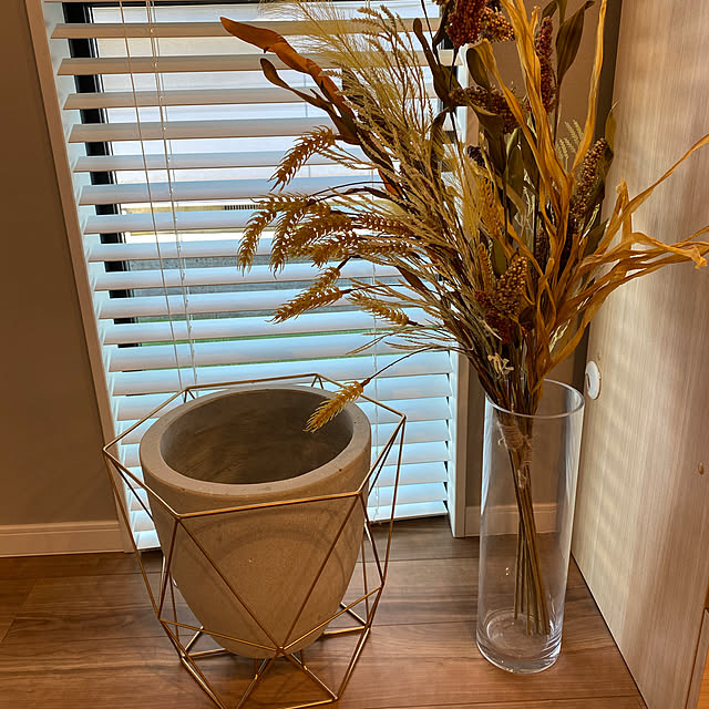 ワイヤーフロートポット ゴールド フラワースタンド 鉢台 植木鉢スタンド デザイン性の高い のレビュー クチコミとして参考になる投稿4枚