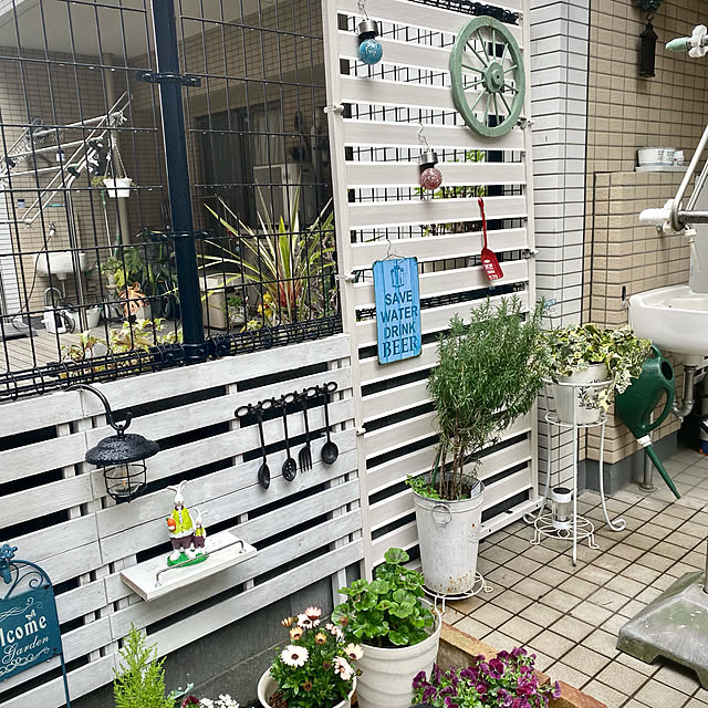 ガーデン アイアンピック ブルー Welcome ガーデニング 雑貨 アンティーク風 蛇口 庭 花壇 玄関 お庭 ジャンク お出迎え おしゃれ ガーデンのポイントにのレビュー クチコミとして参考になる投稿4枚 Roomclipショッピング