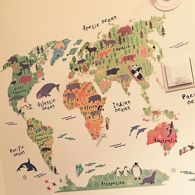 送料無料 ウォールステッカー 地図 マップ 動物だちの世界地図 ウォールステッカー 英字 動物 Wall Sticker インテリア ウォールペーパー 世界地図 壁紙 ウォールシールのレビュー クチコミとして参考になる投稿1枚 Roomclip ルームクリップ