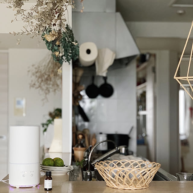 即納 加湿器 卓上 オフィス 小型 アロマ 卓上加湿器 かわいい おしゃれ 上から給水 上部給水 1リットル 1l 超音波 超音波加湿器 コンパクト 寝室 お手入れ簡単 赤ちゃん 上から給水 上から お手入れ簡単 簡単 コンパクト 寝室 超音波式 丸洗い タイマー 3畳 6畳 おすすめ