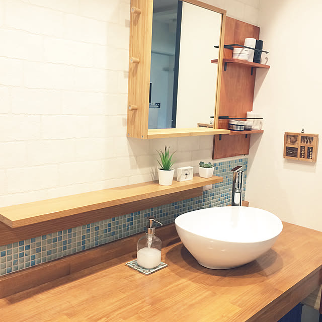 タイル 目地材 抗菌白 汎用 内外床壁用 500g タイル専用 白 セメント 防カビ仕様 モザイクタイル タイルの目地埋めにokのレビュー クチコミとして参考になる投稿85枚 Roomclip ルームクリップ