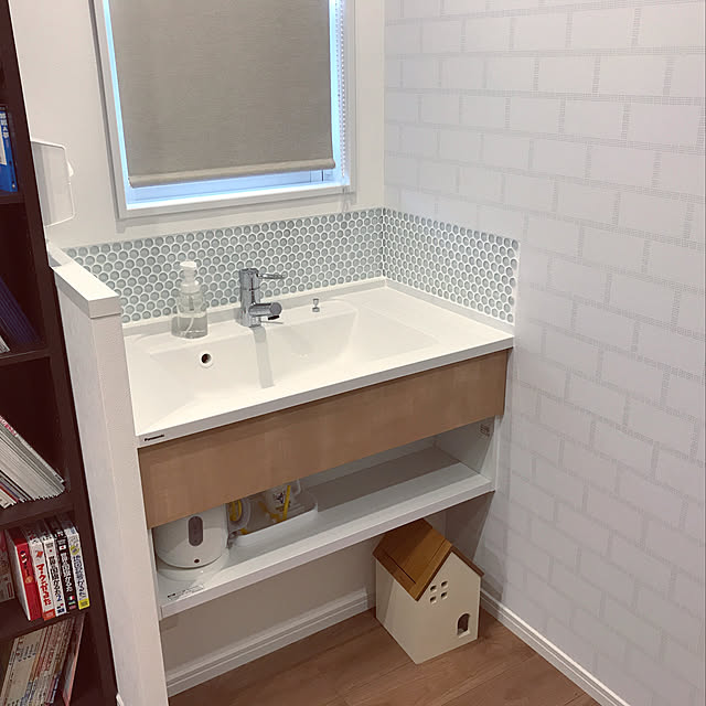 ティッシュケース 壁掛け イデアコ 壁 北欧 ティッシュカバー ティッシュボックス 収納 グレー ブラック ケース おしゃれ トイレ キッチン 洗面所 ティッシュホルダー キッチン収納 壁付け 壁に付けられる ウォール 母の日 ポイント10倍 送料無料 Ideaco Wall の