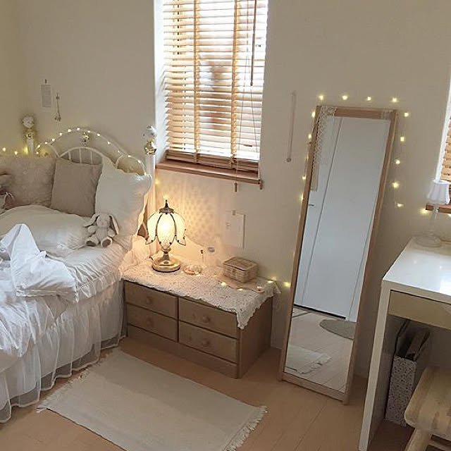 理想の部屋 フレンチカントリー カントリー ベッド周りのインテリア実例 10 10 09 37 16 Roomclip ルームクリップ