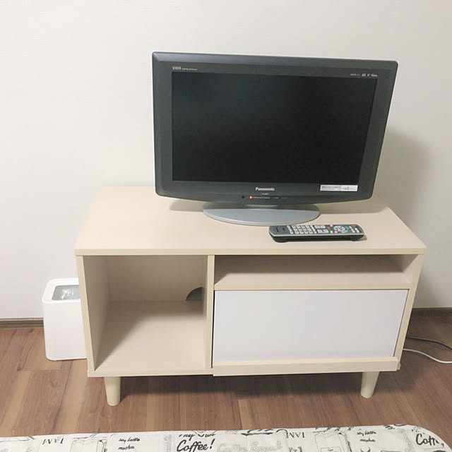 写真付きレビュー】テレビ台 テレビボード TV台 TVボード AVボード 幅77.5cm TVラック AVラック 収納 引き出し付き ディスプレイラック ロウヤ LOWYAの通販商品口コミ情報 | RoomClipショッピング 写真付きレビュー】テレビ台 テレビボード TV台 TVボード AVボード 幅77.5cm TVラック AVラック 収納 引き出し付き ディスプレイラック ロウヤ LOWYAの通販商品口コミ情報 | RoomClipショッピング