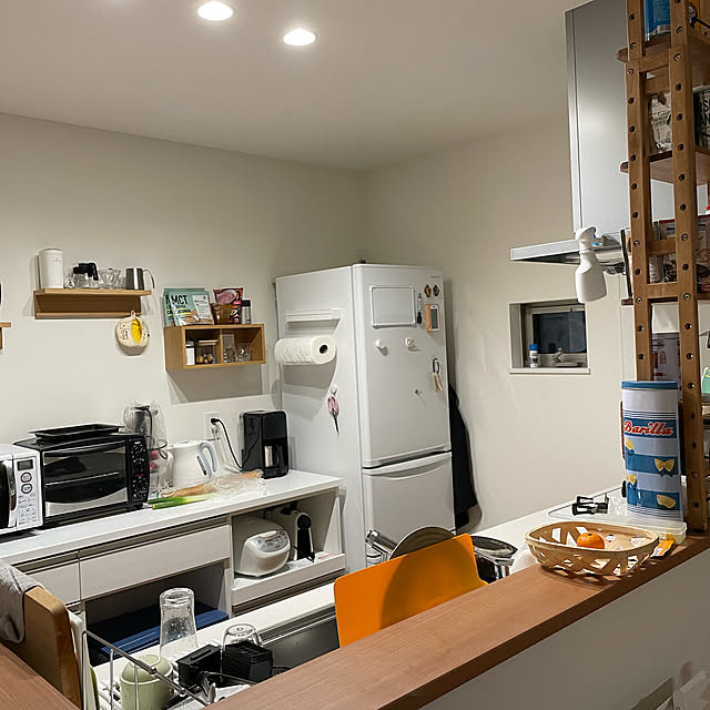 今季も再入荷 山崎実業 ラップスタンド ラップホルダー 斜め ラップ キッチン 便利 フリーザーバッグ 北欧 おしゃれ シンプル インテリア キッチン収納 収納 Yamazaki タワーシリーズ ホワイト 白 Tower タワー ラップスタンド４段 4995 4996