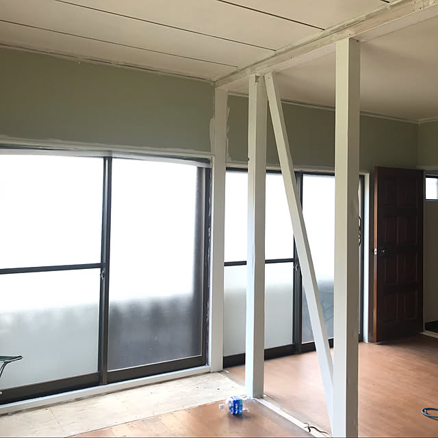 アサヒペン NEW水性インテリアカラー屋内カベ用 バニラホワイト 5Lの アサヒペン NEW水性インテリアカラー屋内カベ用 バニラホワイト 5Lの