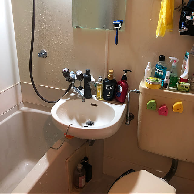 ザ ボディショップ ジャンボ ピンクグレープフルーツ シャワージェル 750ml The Body Shop Jumbo Pink Grapefruit Shower Gel 1541 0186 のレビュー クチコミとして参考になる投稿1枚 Roomclip Item