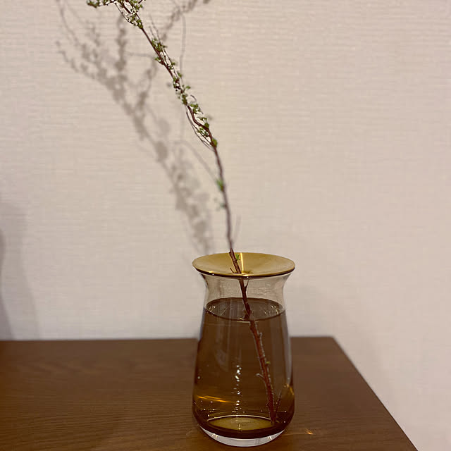 写真付きレビュー】KINTO(キントー) フラワーベース LUNA ベース 80×130mm / 360ml │ 一輪挿し 花瓶 ナチュラル シンプル おしゃれ 花器 ギフト インテリア ソーダガラス ガラスの通販商品口コミ情報 | RoomClipショッピング 写真付きレビュー】KINTO(キントー) フラワーベース LUNA ベース 80×130mm / 360ml │ 一輪挿し 花瓶 ナチュラル シンプル おしゃれ 花器 ギフト インテリア ソーダガラス ガラスの通販商品口コミ情報 | RoomClipショッピング