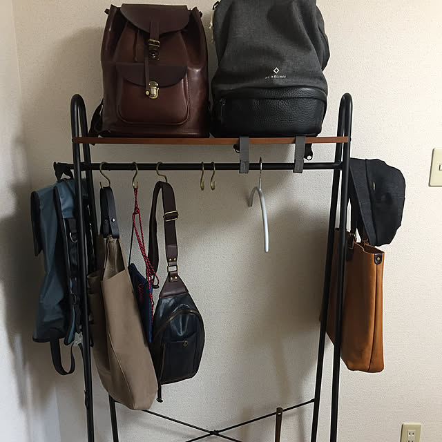 Niko And ニコアンド 大型家具 ハンガーラック Living Territory St ドットエスティ 公式のレビュー クチコミとして参考になる投稿4枚 Roomclip ルームクリップ