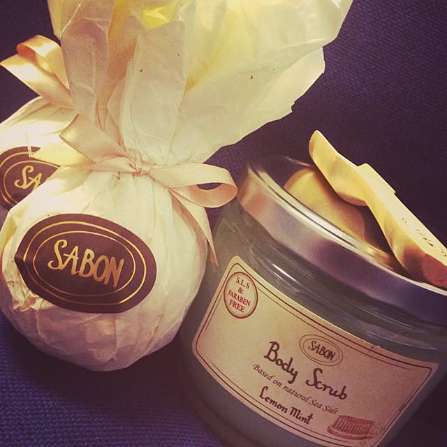 バス トイレ Sabon バスボム スクラブ いい匂いスキ のインテリア実例 14 03 06 08 45 48 Roomclip ルームクリップ