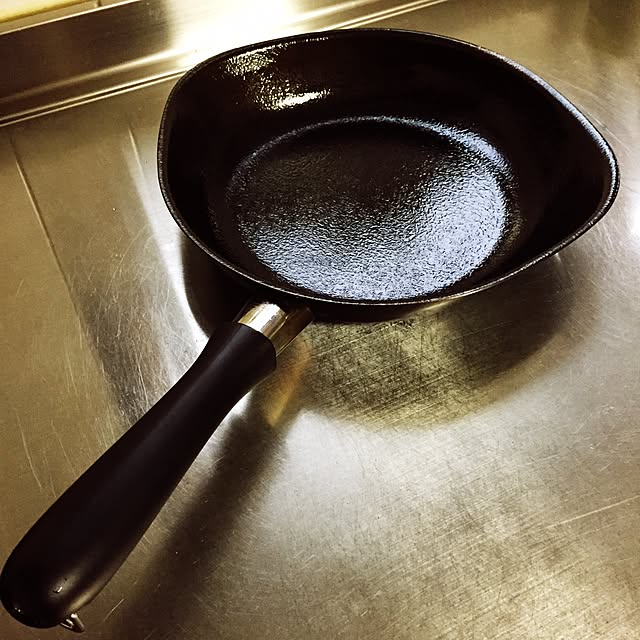 柳宗理 日本製 鉄 フライパン 18cm Ih対応 ファイバーライン加工 フタ無しのレビュー クチコミとして参考になる投稿1枚 Roomclip Item