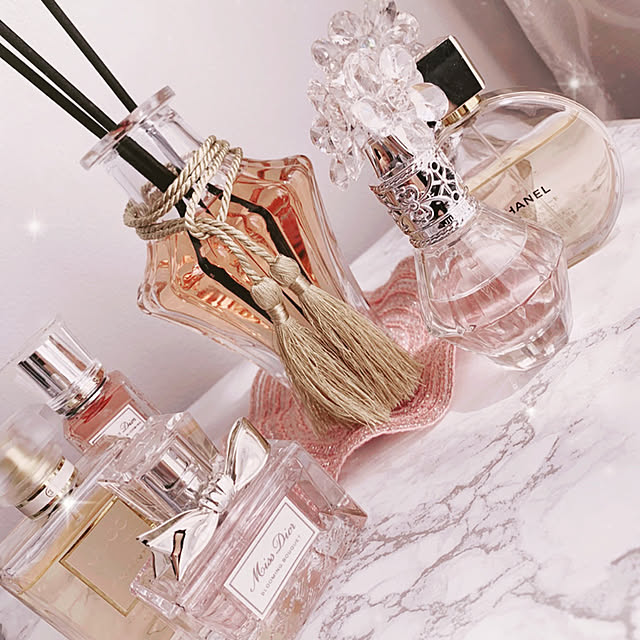 Chanel シャネル 香水 ピンクのまとめページ Roomclip ルームクリップ