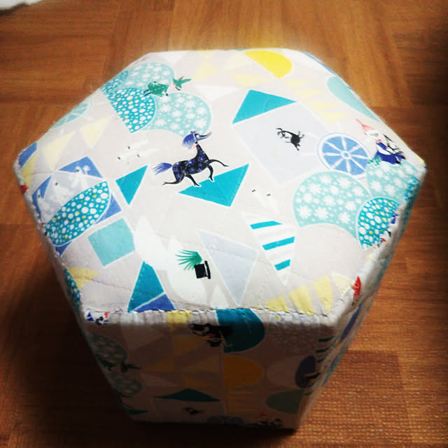 現在の在庫がなくなれば次回入荷未定 Q キャラクター キルティング 生地 ムーミン 夢で会いましょう ピンク 柄番号10 19 キルト 生地幅 約104cm 表地 綿麻シーチング 綿50 麻50 のレビュー クチコミとして参考になる投稿1枚