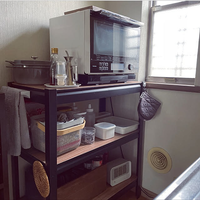 ヒーター 人感センサー ミニ 人感センサー付 ミニセラミックヒーター 送料無料 セラミックヒーター 足元 暖房 電気ストーブ 電気ヒーター スリーアップ おしゃれ かわいい コンパクト 小型 ストーブ あったかグッズ 横型 Ch T12 プレゼント ギフトのレビュー