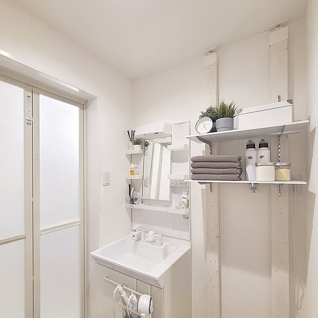 Tower ドライヤー ヘアーアイロンスタンド ドライヤーラック ドライヤーホルダー タワー Tower ドライヤー収納 ドライヤースタンド 洗面 収納 山崎実業 Yamazaki ドライヤー入れ 便利グッズ シンプル ポイント10倍 送料無料 のレビュー クチコミとして参考になる