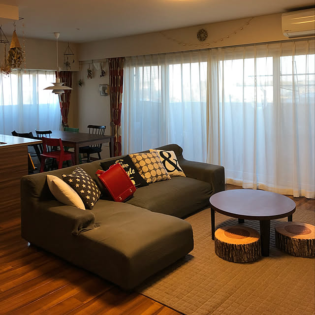 Fits ソファーカバー L字 L字型 L型 肘付き 4人掛け ストレッチ 伸縮 洗える カウチ カバー 大型 フィット コーナーカバー キズ防止 汚れ防止 ソファー保護 模様替え ソファー用カバーのレビュー クチコミとして参考になる投稿22枚