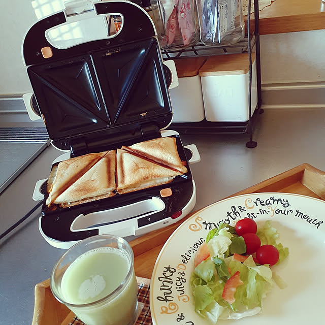 ホットサンドメーカー マルチサンドメーカー ホットサンド たい焼きプレート付 Yhs X700 2n W ホワイト ホットサンドメーカー ホットサンド たい焼き ワッフル 山善 Yamazen 送料無料 のレビュー クチコミとして参考になる投稿4枚 Roomclip ルームクリップ