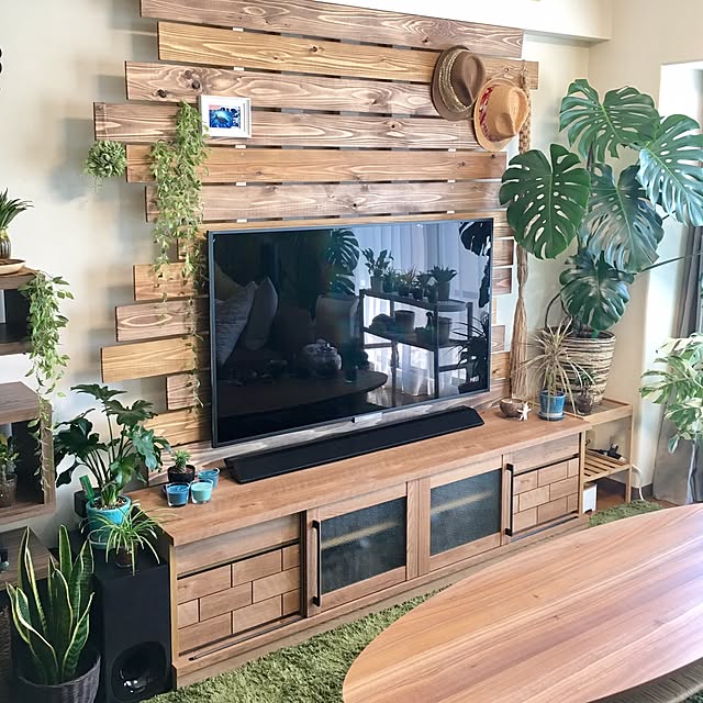 写真付きレビュー いなざうるす屋 フェイクグリーン 垂れる葉っぱ Lサイズ いなざうるす グリーン 緑 葉 葉っぱ フェイク ガーランド 人工観葉植物 壁掛け ミニ 造花 観葉植物 おしゃれ かわいい おすすめ 北欧 ナチュラル 雑貨 壁 飾り ブルックリン 西海岸 塩系