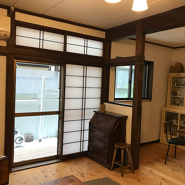 粘着シート 木目 サンゲツ リアテック 人気 リアルウッド木目柄全19色 10cmからご購入ok 10cm単位で販売 今ならスキージー ヘラ 付 のレビュー クチコミとして参考になる投稿8枚 Roomclip Item