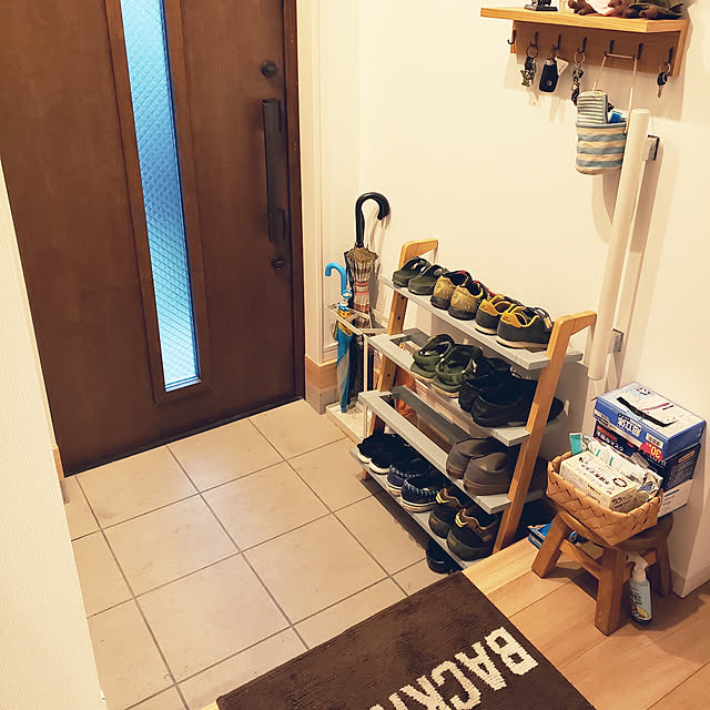 大型商品送料無料 パイン材の立て掛けるシューズラックのレビュー クチコミとして参考になる投稿4枚 Roomclip ルームクリップ