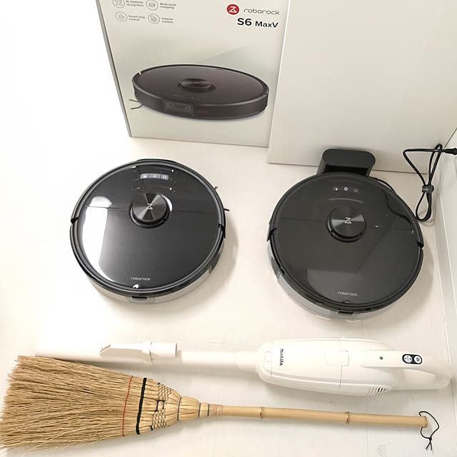 カメラ iRobot 掃除ロボット黒 S6V52-04の通販 by ヒロ's shop|アイ