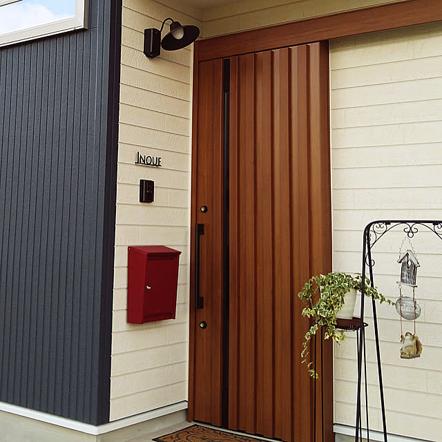 ドゥカユ社正規代理店 ドイツのデザイン賞受賞 ポスト 郵便ポスト 郵便受け 壁付け 壁掛け 鍵付き 北欧 おしゃれ ブラバンシア B110 ドゥカユ Decayeuxポスト D110 レバー付き 楽天ランキング1位のレビュー クチコミとして参考になる投稿33枚