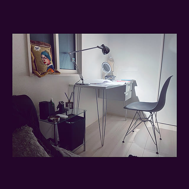 パソコンデスク 1cm デスク 机 おしゃれ Pcデスク ワークデスク 白 テレワーク 在宅勤務 木製 1 奥行50cm 北欧 シンプル ホワイト 勉強机 大人 学習机 1cm幅 引き出し かわいい パソコン台 パソコン机 Pc台 Toluca トルカ のレビュー クチコミとして参考になる