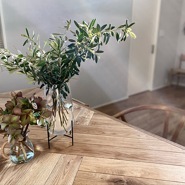 メニュー フラワーベース 花器 花瓶 北欧 枝物 枝 植物入れ ドライフラワー グレー ブラウン クリア ガラス 一輪挿し オブジェ 透明 真鍮 モダン エレガント しずく型 北欧インテリア シンプル リビング おしゃれ ポイント10倍 送料無料 Menu イシャスベース S の メニュー フラワーベース 花器 花瓶 北欧 枝物 枝 植物入れ ドライフラワー グレー ブラウン クリア ガラス 一輪挿し オブジェ 透明 真鍮 モダン エレガント しずく型 北欧インテリア シンプル リビング おしゃれ ポイント10倍 送料無料 Menu イシャスベース S の