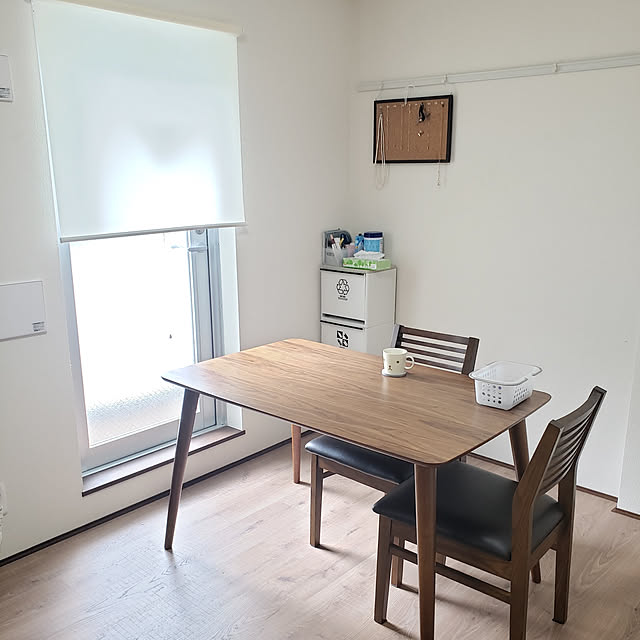 最大800円offクーポン配布中 つっぱり ロールスクリーン ロールカーテン 間仕切り ブラインド 目隠し 部屋 仕切り 北欧 90 180 シンプル カーテン おしゃれ 無地 簡単取り付け つっぱり式ロールスクリーン Brighter ブライター プレーンタイプ 90 180cmのレビュー