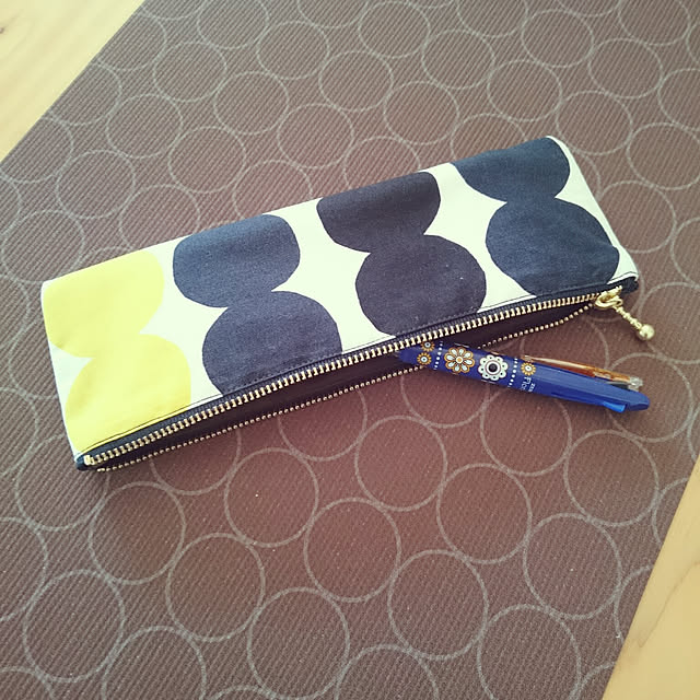 マリメッコ Marimekko ファブリック生地 ラシィマット 191 ブラック グレー イエロー 10cm単位カット販売 191 Cotton Fabric Rasymatto マリメッコ生地のレビュー クチコミとして参考になる投稿35枚 Roomclip Item マリメッコ Marimekko ファブリック生地 ラシィマット 191 ブラック グレー イエロー 10cm単位カット販売 191 Cotton Fabric Rasymatto マリメッコ生地のレビュー クチコミとして参考になる投稿35枚 Roomclip Item