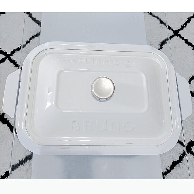 写真付きレビュー Bruno ブルーノ コンパクトホットプレート セラミックコート鍋 マルチプレートセット レシピブック りなてぃ監修 ミニ レシピ付き ピンクベージュ 小型 焼肉 おしゃれ 蓋 10w 温度調節 洗いやすい 1人用 2人用 3人用 サイズ Boe021 Set Nabe Multi
