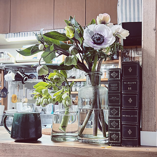 超目玉 ガラス製 ドレープふうデザインの大きめ花瓶 花瓶 Www Vetoswitchgears Com