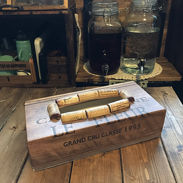 壁紙 のり付 クロス サンゲツ 壁紙屋本舗 コラボ 生のり付き壁紙 オリジナル壁紙 Harelu ハレル ヴィンテージワインボックス 販売単位1m のレビュー クチコミとして参考になる投稿5枚 Roomclip Item