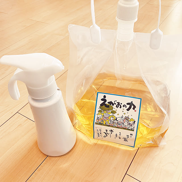 えがおの力 旧松の力 2l 植物油由来成分からできた濃縮自然派洗剤のレビュー クチコミとして参考になる投稿3枚 Roomclip ルームクリップ