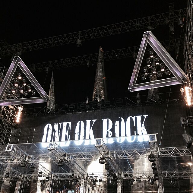 部屋全体 インテリアでは全くないですが One Ok Rock ライブ インテリアじゃなくてすみません 横浜スタジアムのインテリア実例 14 09 14 07 51 03 Roomclip ルームクリップ